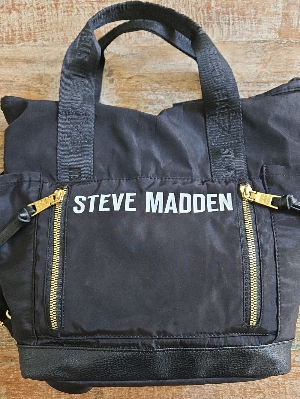 STEVE MADDEN THEDA BLACK NYLON BACKPACK TOTE EUC. (BIN 002)